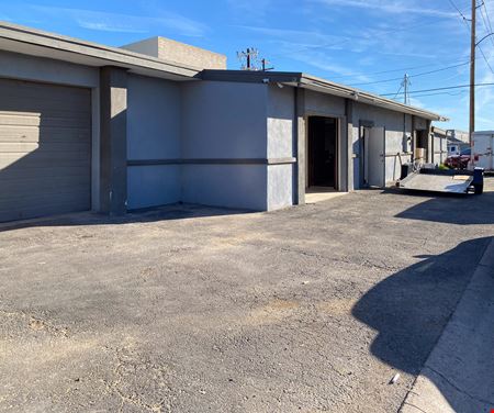 A look at 21 S 32nd St commercial space in Phoenix
