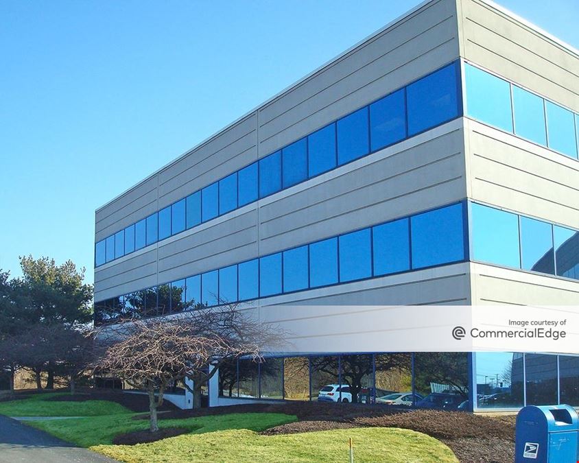 Westfield Corporate Center