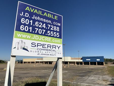 A look at Airport Plaza Gulfport Mississippi - Retail / Flex Warehouse commercial space in Gulfport