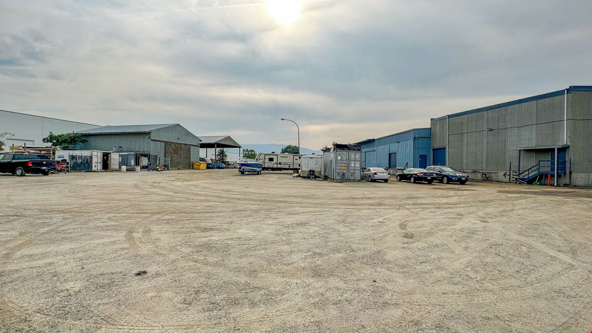 TENANTED SINGLE-STOREY INDUSTRIAL BUILDING WITH REDEVELOPMENT POTENTIAL INDUSTRIAL DEVELOPERS AND INVESTORS