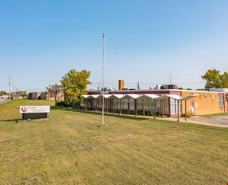 A look at 20700 Miles Pkwy commercial space in Warrensville Heights