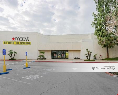 A look at Parkway Plaza - Macy's commercial space in El Cajon