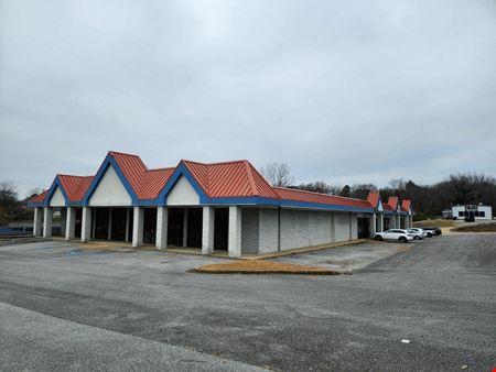 A look at HIgh-Visibility Retail/Office/Warehouse Multi-Suite Building on Hard Corner in Batesville commercial space in Batesville