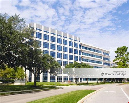 A look at Dow Houston Center commercial space in Houston