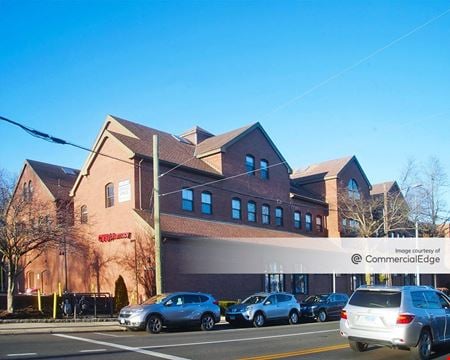A look at 120-150 East Putnam Avenue commercial space in Cos Cob
