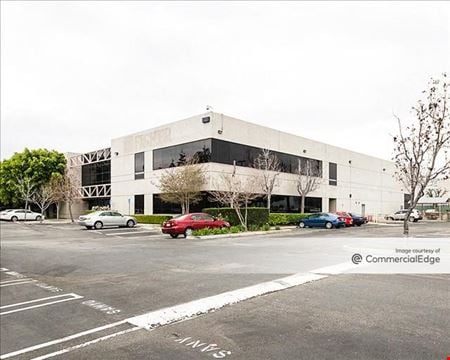 A look at Chatsworth Business Park - 21605-21615 Plummer Street Office space for Rent in Chatsworth
