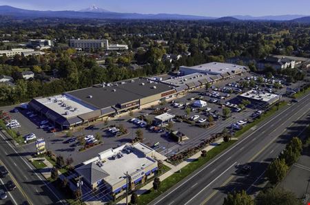 A look at College Square Shopping Center Commercial space for Rent in Gresham