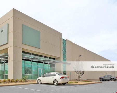 Springbrook Corporate Center - Bldg 10 - Pflugerville