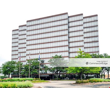 A look at 1600 Corporate Center Office space for Rent in Rolling Meadows
