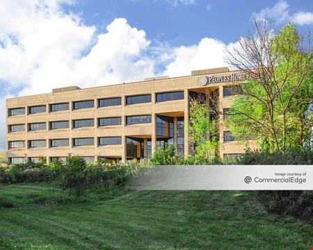 A look at Stone Ridge III Office space for Rent in Waukesha