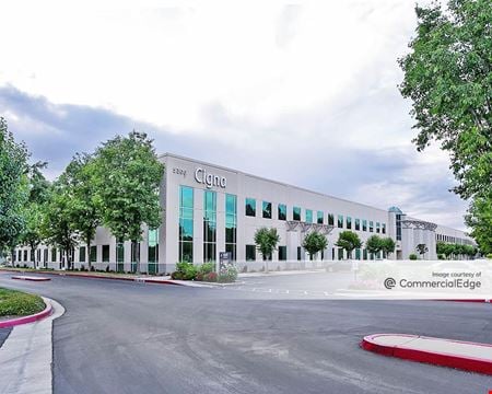 A look at Tulare/Akers Professional Center commercial space in Visalia