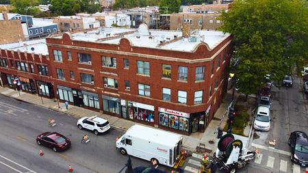 A look at 3600 W Lawrence Ave commercial space in Chicago