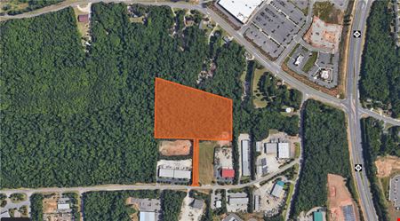 A look at 136 Thomas Mill Road commercial space in Holly Springs