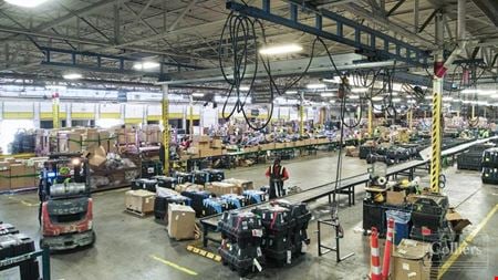 A look at For Lease > 448,642 SF - Industrial Industrial space for Rent in Detroit