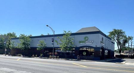 A look at 6209 W. North Ave. commercial space in Oak Park