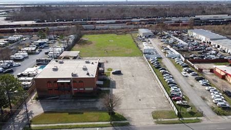 A look at 7370 Chef Menteur Highway commercial space in New Orleans
