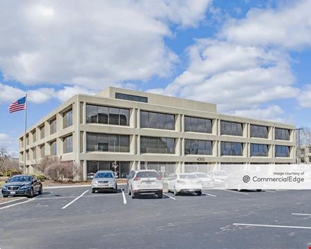 A look at Corporate West I commercial space in Lisle