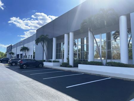 A look at Suncoast Commerce Center III Industrial space for Rent in Fort Myers