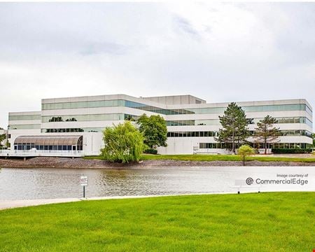 A look at Two Woodfield Lake Office space for Rent in Schaumburg