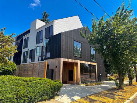 A look at Rosa RowHouses commercial space in Portland