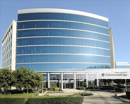 A look at Towers at Shores Center - 203 commercial space in Redwood City