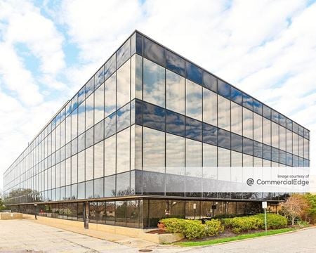A look at Chagrin Plaza West Office space for Rent in Beachwood