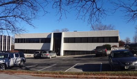 A look at Indian Hills Professional Building Office space for Rent in Omaha