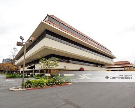 A look at Parkway Plaza Commercial space for Rent in Santa Clara