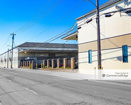 A look at Coliseum Way Ind. Cmplx. Commercial space for Rent in Oakland
