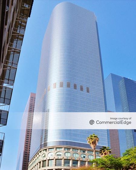 A look at City National 2Cal Office space for Rent in Los Angeles