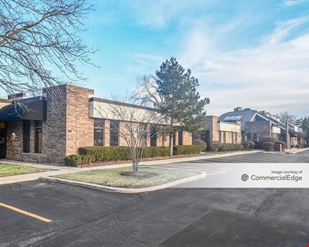 A look at 3330-3340 Dundee Road Office space for Rent in Northbrook