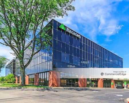 A look at Meridian North - 9333 North Meridian Street Office space for Rent in Indianapolis