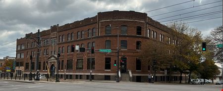 A look at 2356 University Avenue W commercial space in Saint Paul