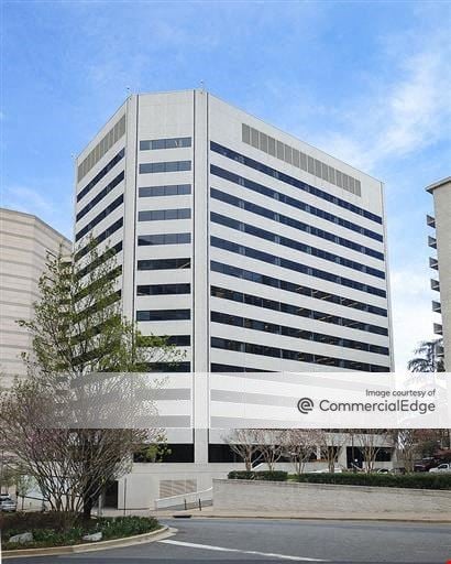 A look at Rosslyn Plaza North Office space for Rent in Arlington