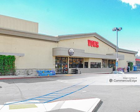 A look at Cheviot Hills Shopping Center Retail space for Rent in Los Angeles