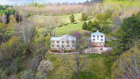 A look at SHENANDOAH MANOR | HISTORIC RETREAT AND B&B commercial space in Lexington