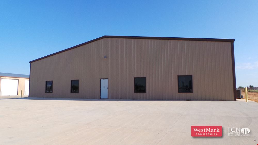 Office/Warehouse in South Lubbock