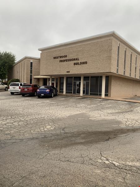 A look at 598 Westwood commercial space in Abilene