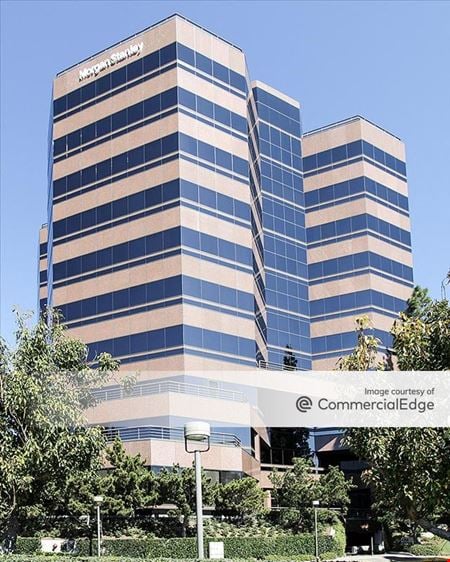 A look at The Plaza - Smith Barney Tower Office space for Rent in San Diego