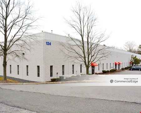 A look at Highview Industrial Park - 124 Tices Lane commercial space in East Brunswick