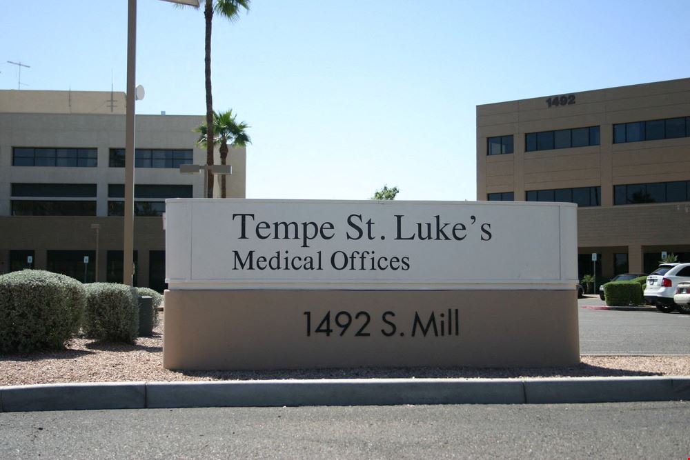 Tempe St. Luke's Medical Office Building