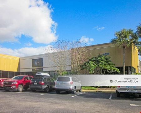 A look at 4501 & 4525 Vineland Road commercial space in Orlando