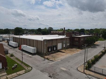 A look at 1120 Montrose Ave commercial space in Saint Louis