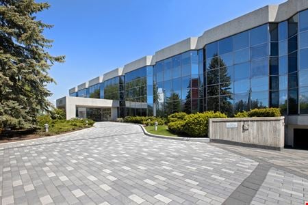 A look at Medical Centre for Lease commercial space in Ottawa