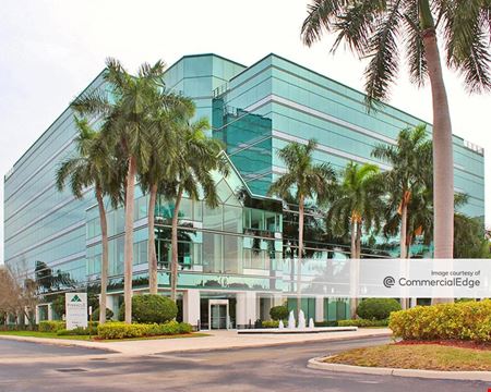 A look at Pinnacle Corporate Park Office space for Rent in Fort Lauderdale