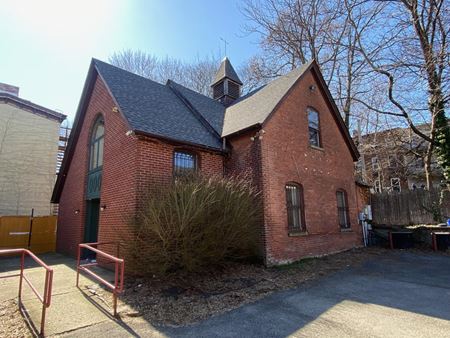 A look at Grand/First Street Carriage House Office space for Rent in Newburgh