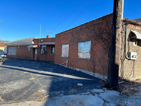 A look at 8943 Ogden commercial space in Brookfield