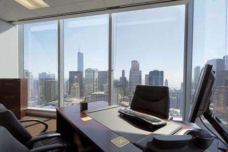 A look at 155 North Upper Wacker Drive Coworking space for Rent in Chicago