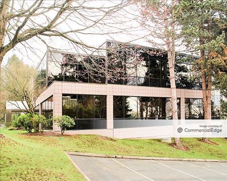 A look at Crown Pointe commercial space in Kirkland