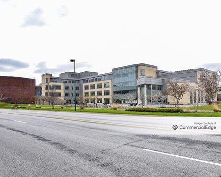 A look at Prairieview Commons - Building A Commercial space for Rent in Eden Prairie
